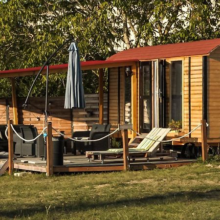 Roulotte „Douceur“ Villa คอนโดม ภายนอก รูปภาพ